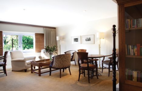 Cape Town Hollow Business Lounge 1