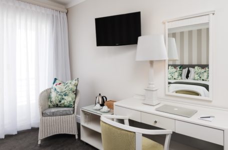 Cape Town Hollow Room City Facing 2