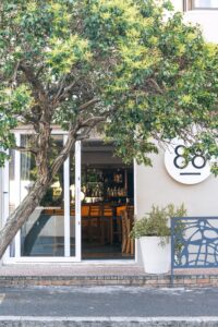 Cape Town Hollow – Eighty-Ate Bar