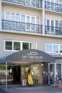 Cape Town Hollow – Entrance