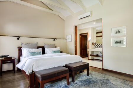 Casterbridge Hollow Deluxe Room 2