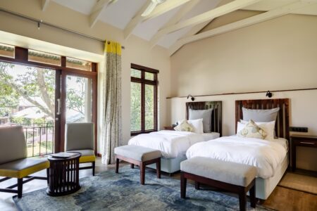 Casterbridge Hollow Deluxe Room 5