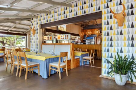 Kuka Cafe Interior 4