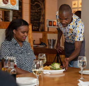 Kuka Cafe Lunch 3