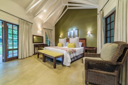 Perrys Bridge Accommodation Deluxe Room 11
