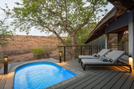 Tuningi – Luxury Suite Pool