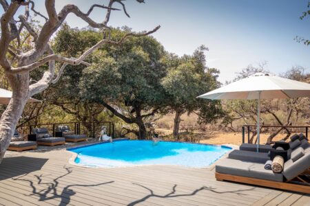 Tuningi – Pool Deck